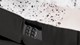 bs_basic_18_salerno_anouk_zwart_el_2mt_stof_tp_sfeer_detail_afstand_bediening