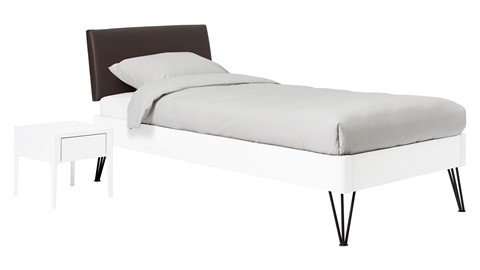 Bed Sky beuken met hoofdbord stof en poot driehoek, wit lederlook grijs