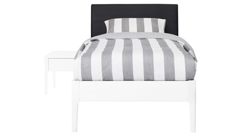Bed Sky beuken met hoofdbord stof en poot hout, wit lederlook zwart