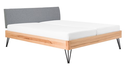 Bed Sky beuken met hoofdbord stof en poot driehoek, beuk stof basalt