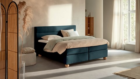 Boxspring Solid Lina vlak met gestoffeerd matras, teal