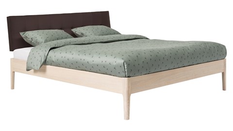 Bed Sky eiken met hoofdbord gecapitonneerd en poot hout, eiken lederlook grijs