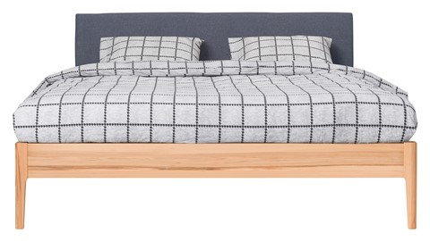 Bed Sky beuken met hoofdbord stof en poot hout, beuken stof grijs