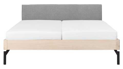 Bed Sky eiken met hoofdbord stof en poot metaal, eiken stof basalt