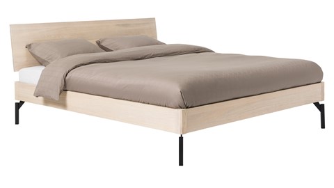 Bed Sky eiken met hoofdbord hout en poot metaal, eiken