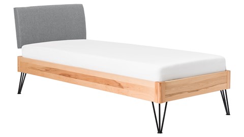 Bed Sky beuken met hoofdbord stof en poot driehoek, beuk stof basalt