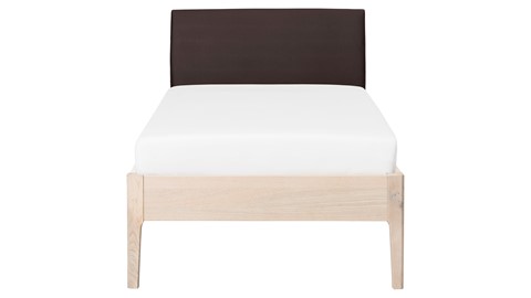 Bed Sky eiken met hoofdbord stof en poot hout, eiken lederlook grijs