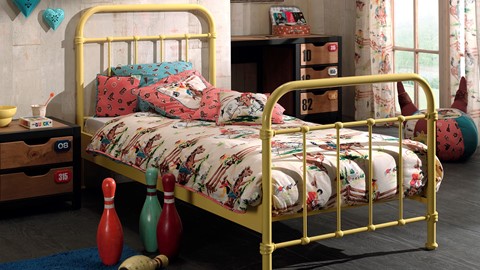 Bed New York, geel