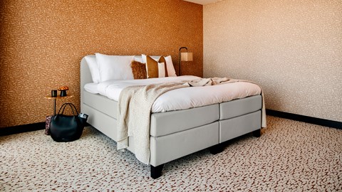 Hotelboxspring Essential met topper Luxury, white