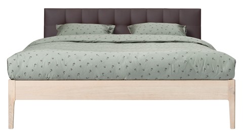 Bed Sky eiken met hoofdbord gecapitonneerd en poot hout, eiken lederlook grijs