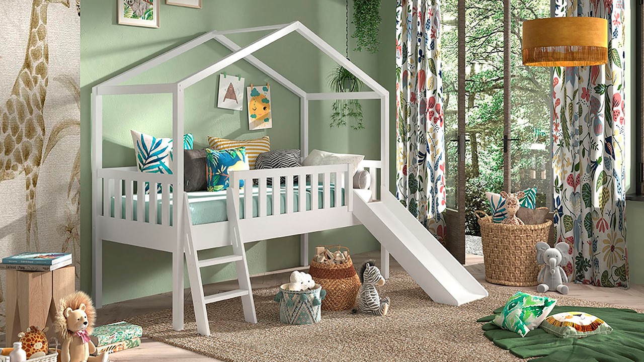 Halfhoogslaper Dallas als huis met glijbaan Beter Bed