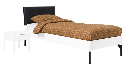 Bed Sky beuken met hoofdbord gecapitonneerd en poot metaal, wit lederlook zwart