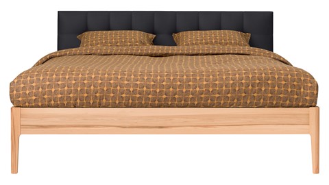 Bed Sky beuken met hoofdbord gecapitonneerd en poot hout, beuk lederlook zwart