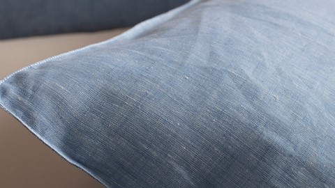 dbo_arli_folk_blue_detail_kussen