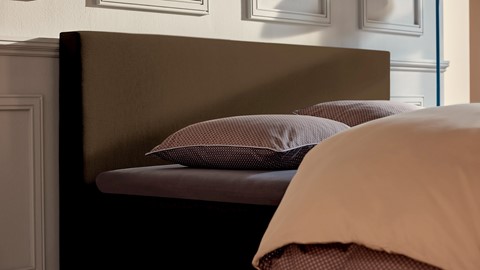 Boxspring Autentik Tunn vlak met gestoffeerd matras, cappuccino