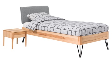 Bed Sky beuken met hoofdbord stof en poot driehoek, beuk stof basalt