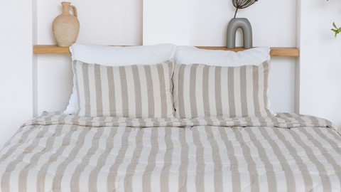 HappyBed Stripes Melange - dekbed zonder overtrek, beige+wit