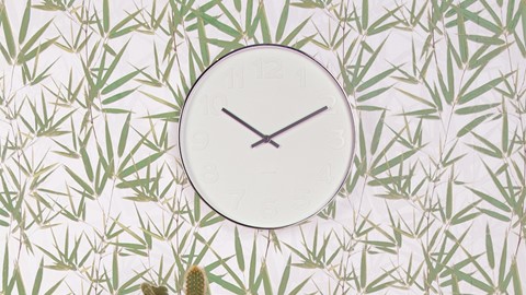 acc_present-time_wandklok_37cm_mr_white_sfeer2