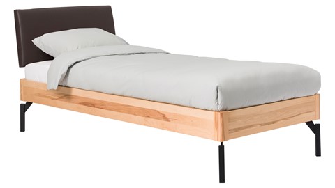 Bed Sky beuken met hoofdbord stof en poot metaal, beuken lederlook grijs