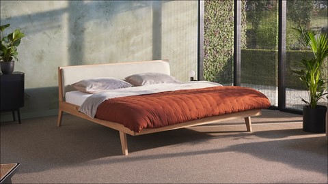 Massief houten bed