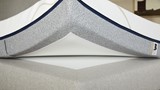 een matras op een bed