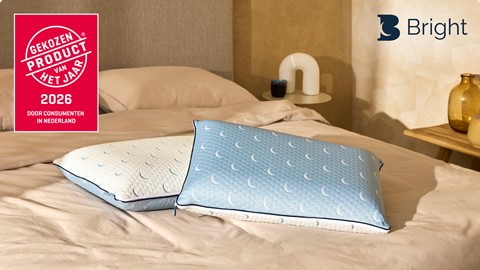 kussens op een bed
