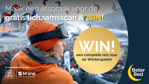 Een vrouw met een bril en een hoed