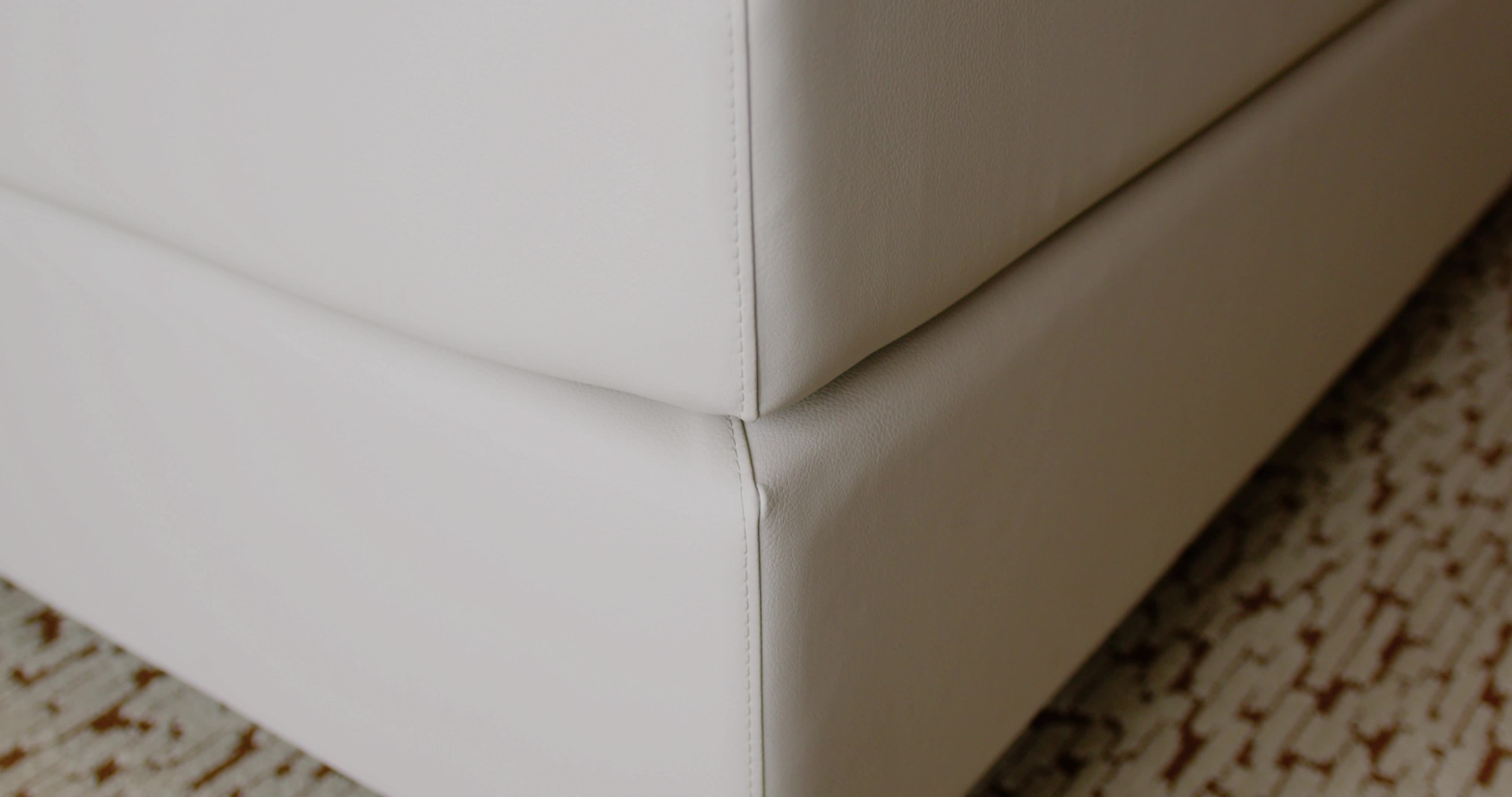 Valk Exclusief x M line video 1