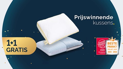 Een wit kussen op een blauw kussen
