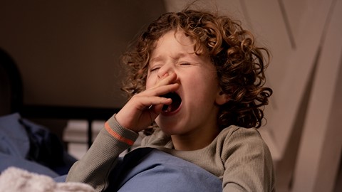 8 uur geslapen, maar nog steeds moe? Dit is waarom!