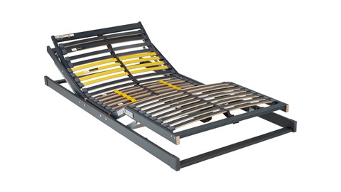 Een bedframe met een metalen frame